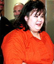 Christina Marie Riggs is unique among the women on these pages in that she insisted on her execution, which took place on the 3rd of May 2000 . - riggs3